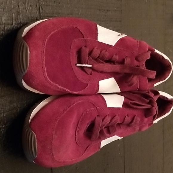 Michael Kors running shoes - Picture 4 of 8